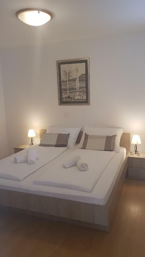 Corner Apartament